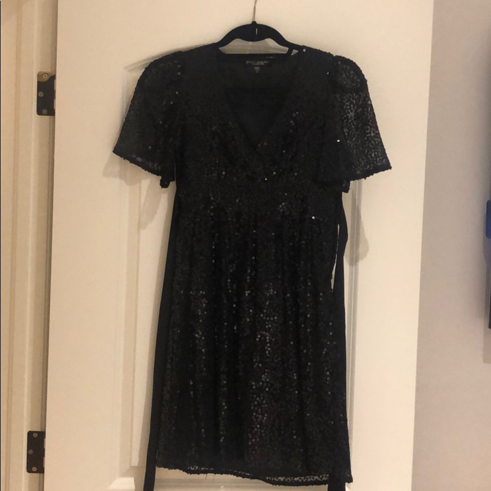 Beverly Johnson cocktail dress